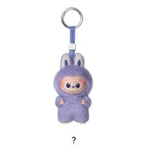 Labubu Pin For Love (?)